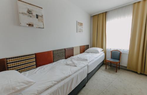 Jaslo Bed & Breakfast | Salon Win Wine Bar & Apartments