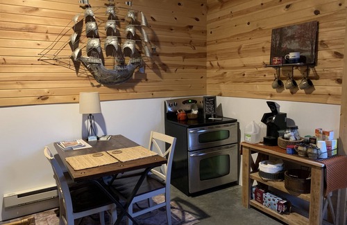 Hamlin County Bed & Breakfast | Salt and Light Retreat for Overnight Stays in Rural South Dakota