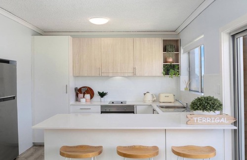 Terrigal Apartment | SALT LIFE | Short walk to beach, shops cafes | Accom Holidays