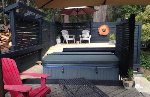 Salt Spring Island Bed & Breakfast | Salt Spring Carriage House B&B