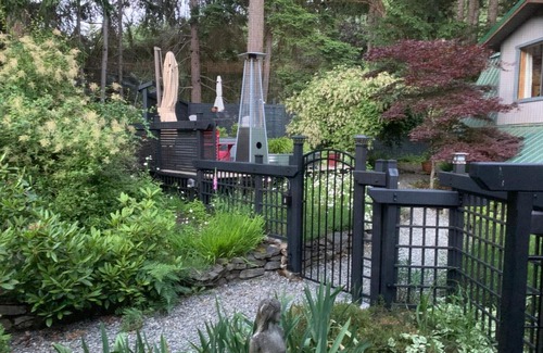 Salt Spring Island Bed & Breakfast | Salt Spring Carriage House B&B