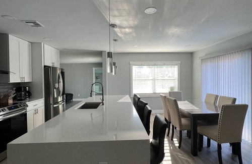 South Venice Villa | Saltlife Vacation Villa with pool