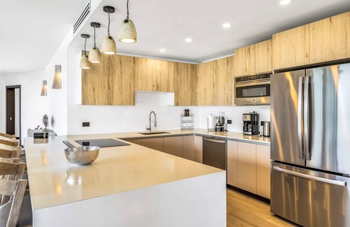 Fryes Beach Resort | Saltwater Sanctuary - Three Bedroom Resort, Sleeps 6
