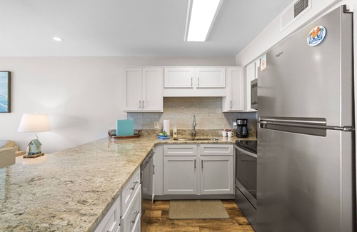 Crystal Beach Condo | Salty Dolphin - Gulf Front Oasis on Crystal Beach
