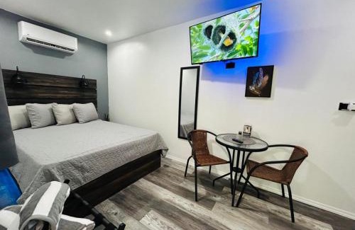 Barrero Apartment | Salty Wagon Studio - 4 min from Almendros Beach