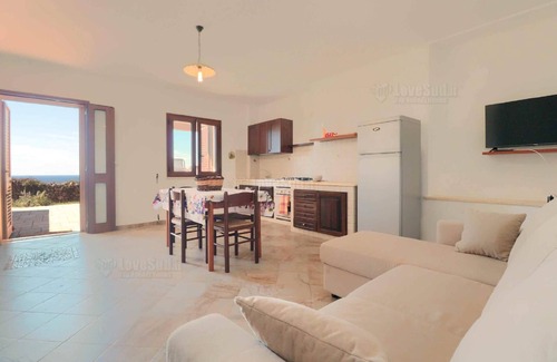 Marina San Gregorio House | Salvia lovely seaview
