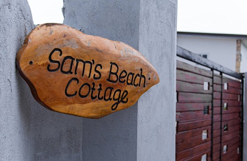 Nyanyanu House | Sam's Beach Cottage - A Serene Getaway on the Atlantic Ocean