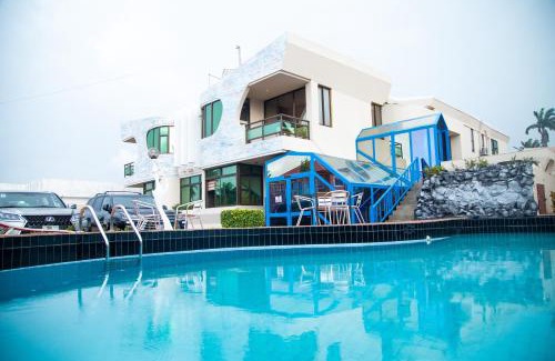 Accra Hotel | Sam's Cottage Hotel