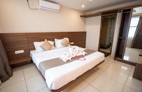 Vijayanagar Hotel | Samasth Palatial