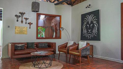 Karuma Cabin | Sambiya River Lodge