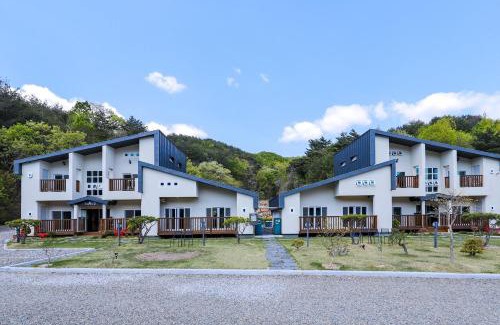 Samcheok House | Samcheok Yonghwa Silkroad Pension