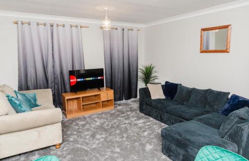 Corby House | Samuel place