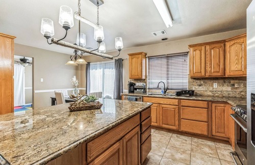 Far North Central House | San Antonio Charming 3 bedroom house