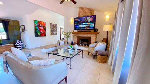 San Antonio Tlayacapan Villa | San Antonio Villas
