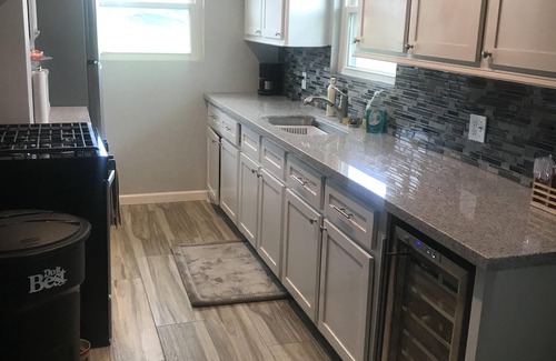 Brazoria House | San Bernard Canal Cottage