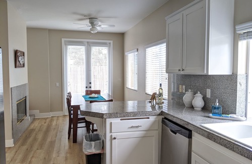 San Onofre House | San Clemente Beach House -Military/911/RN Discount