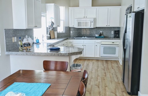 San Onofre House | San Clemente Beach House -Military/911/RN Discount