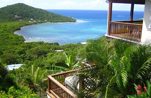 Fish Bay Villa | San Costanzo 2 br/ba Delightful breezes, Caribbean views, hot tub and generator!