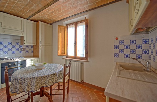 Monteroni d'Arbia Apartment | San Donnino 6 - Vacation Rental with swimming pool near Siena, Tuscany