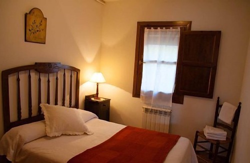 Alquezar Cottage | San Hipólito Apartment for 8 people