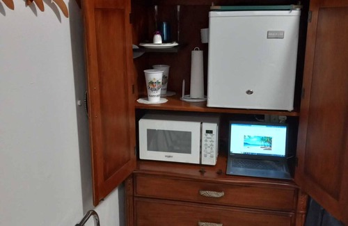 Monacillo House | San Juan, Villa, POOL, outdoor kitchen/BBQ & 15 mins from the airport & beaches