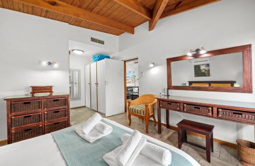 San Lameer Villa | San Lameer Villa 2704 - 4 Bedroom Standard - 8 pax - San Lameer Rental Agency