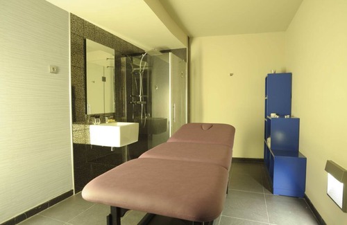 Barbastro Hotel | San Ramon Del Somontano