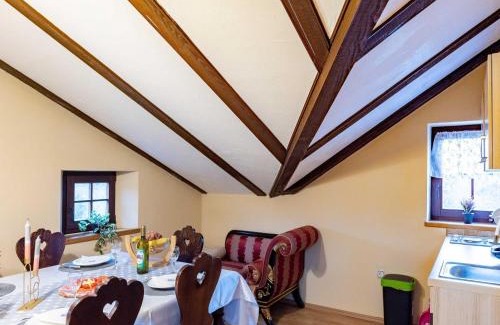 Donja Stubica House | San Vinogradara