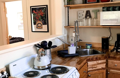 Old North End Apartment | Sanctuary near Church Street
