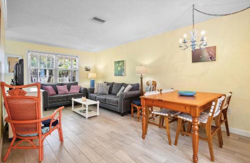 Anna Maria House | Sand And Sea 109 A
