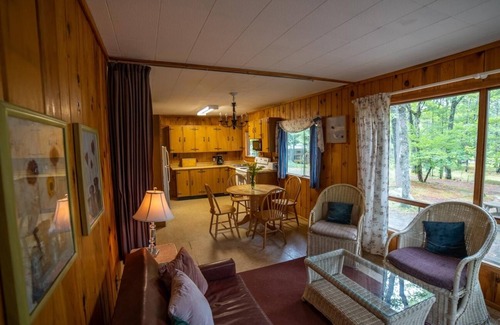 Carling Cottage | Sand Bay: 2-Bedroom Cottage #11n