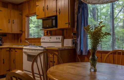 Carling Cottage | Sand Bay: 2-Bedroom Cottage #11n