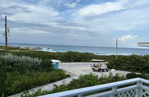 Black Point Cottage | Sand Dollar Cottage with stunning views. Near Swimming Pigs!