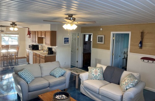 Yaupon Beach Cottage | SAND SHACK- Steps away from the Sand