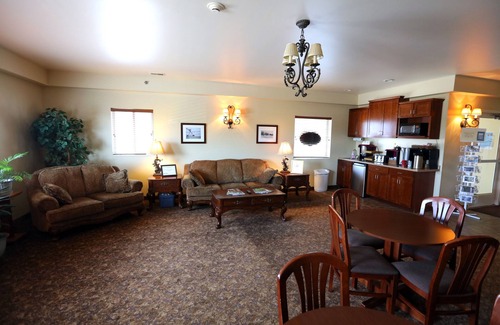 Atkinson Hotel | Sandhills Guest House Motel