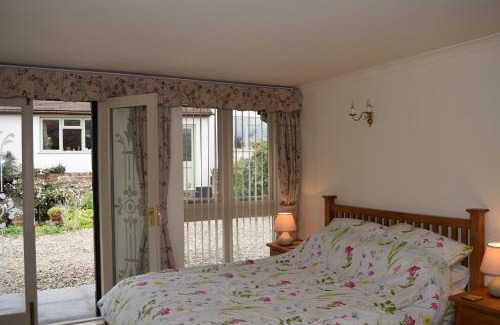 Sittingbourne House | Sandhurst Farm Forge Self Catering Stableblock