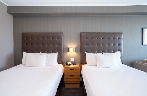 Hamilton Hotel | Sandman Hotel Hamilton