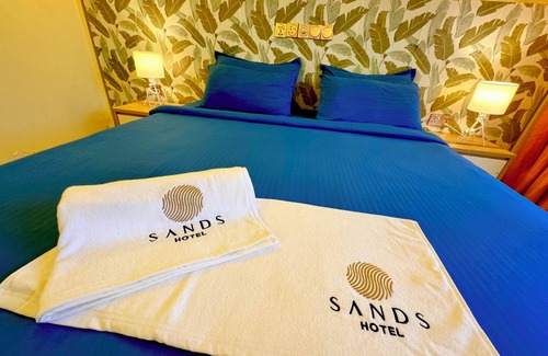Dhigurah Hotel | Sands Grand Hotel