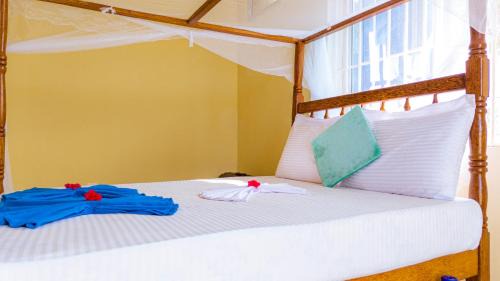 Mnemba Hotel | Sands Inn Hotel