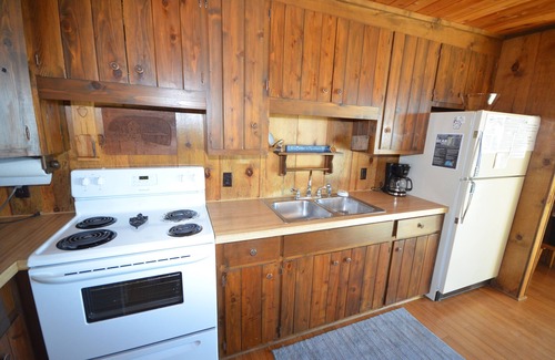 Arcadia House | Sandy Beach! Sunset Cottage on Lake Michigan, Arcadia, firepit. Dog ok.