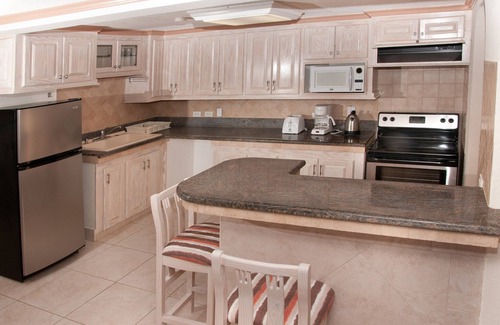 Holder's Hill Condo | Sandy Bliss Condominiums