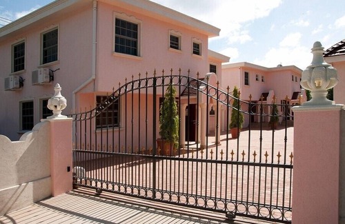 Holder's Hill Condo | Sandy Bliss Condominiums