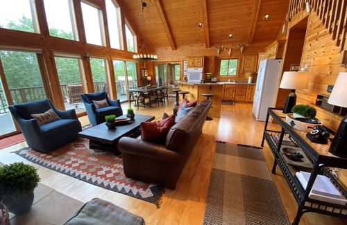 Minong Ski Chalet | Sandy Bottoms Chalet