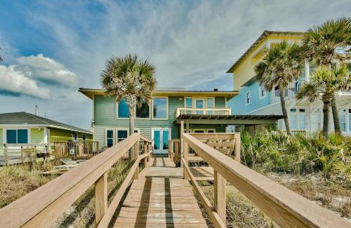 Miramar Beach House | Sandy Bottoms - Fabulous West End House & Hot Tub!