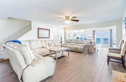 Fort Morgan House | Sandy Feet & Happy Hearts