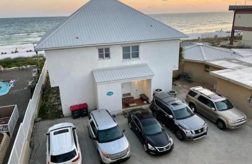 Gulf Lagoon Beach House | Sandy Feet Retreat