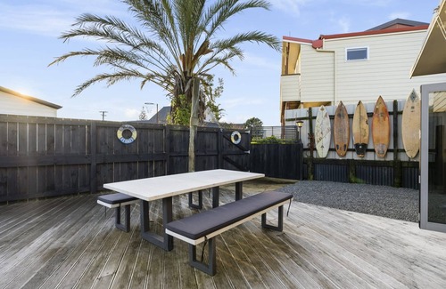 Papamoa Beach House | Sandy Feet Retreat - Papamoa