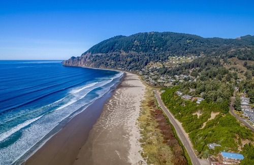 Neahkahnie Beach House | Sandy Feet