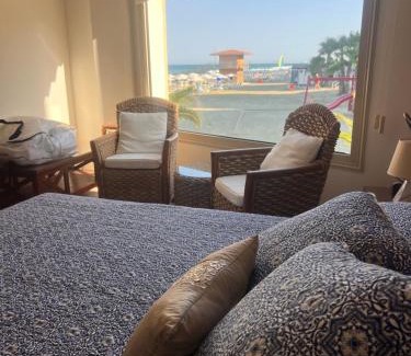 Larnaca Apartment | Sandy Kisses