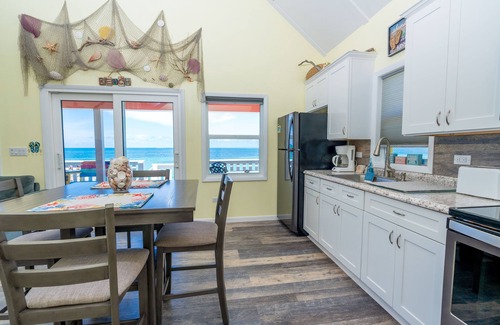 Spanish Wells House | Sandy Shoes, Russell Island , Bahamas